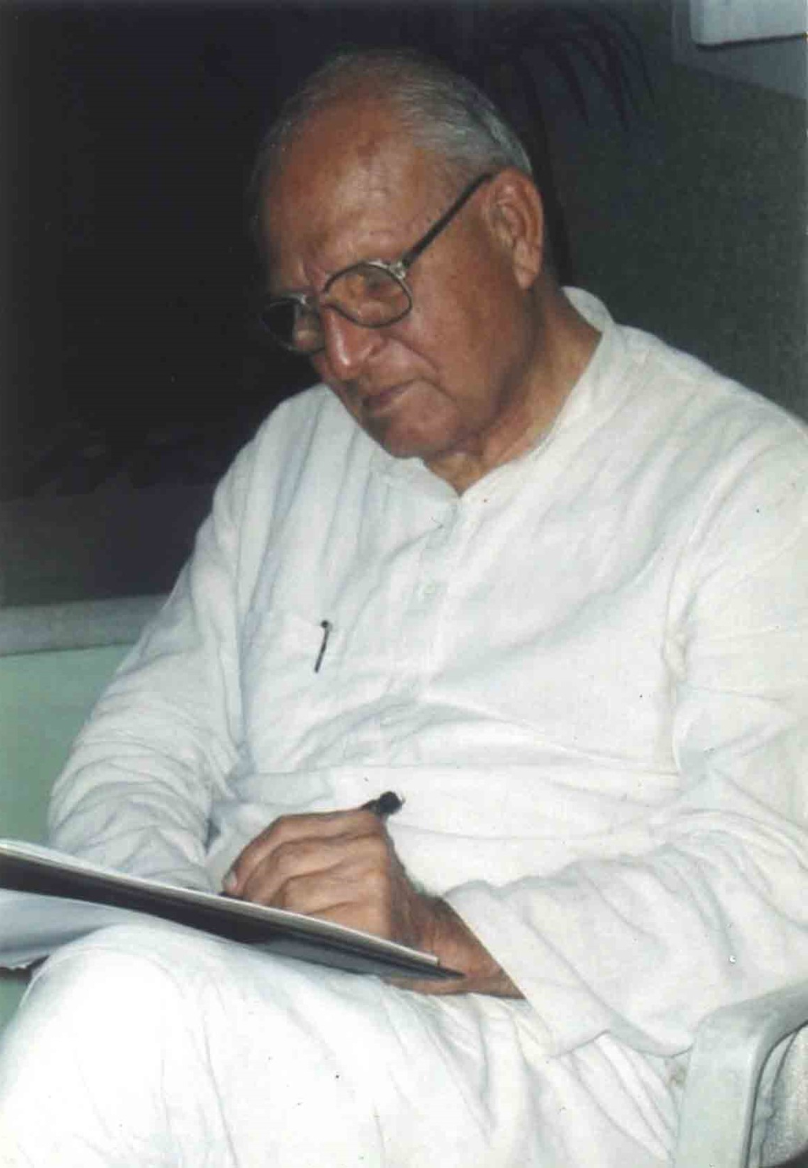 Dr. Kantilal Sheth